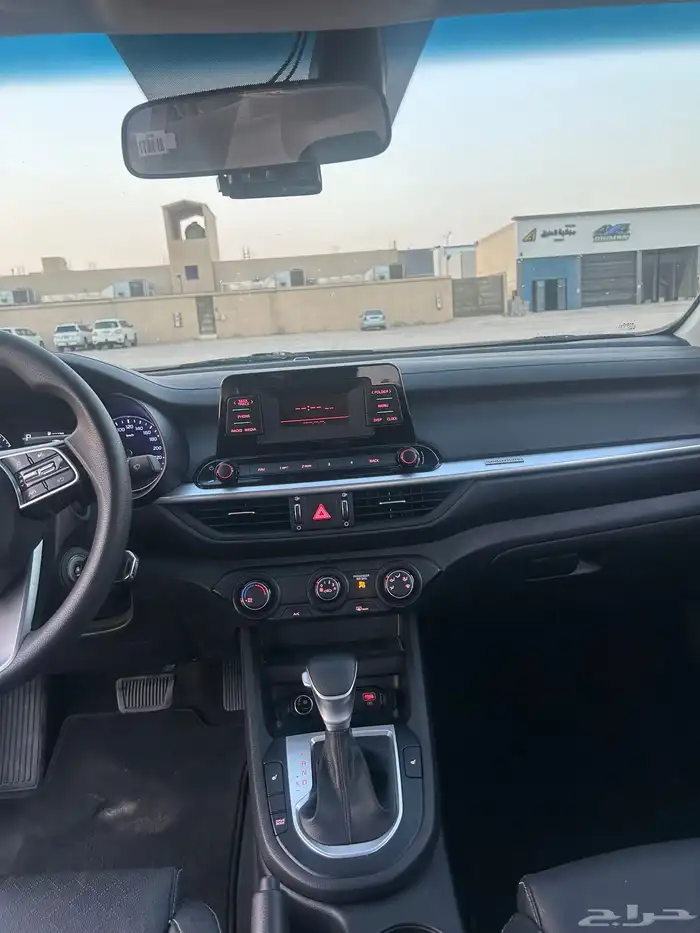 كيا k3 سيراتو 2022 نظيفة 9