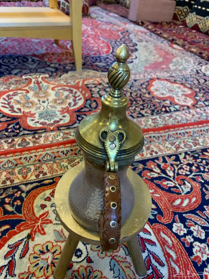 دلة حساوي سوري حب الرمان نظيفه جميله 1