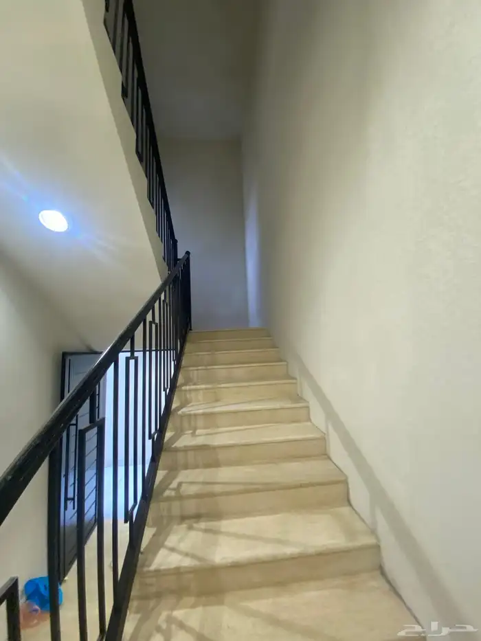 للبيع دور مستقل في درة الخميس على أرض كاملة من 850 الف 26