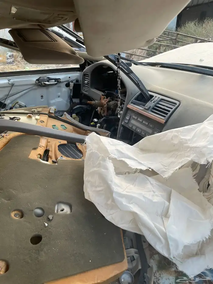 قطع لكزس ls400 من موديل 2000-98 2