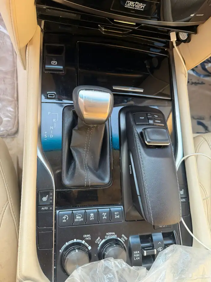 جيب لكسز 2016 تيتانيوم LX 32