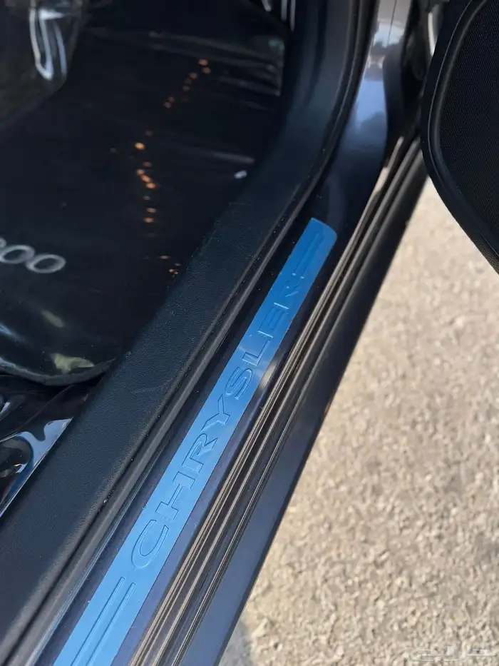 كرايسلر 2017 ليمتد ممشى قليل ونظيفة جدا 15