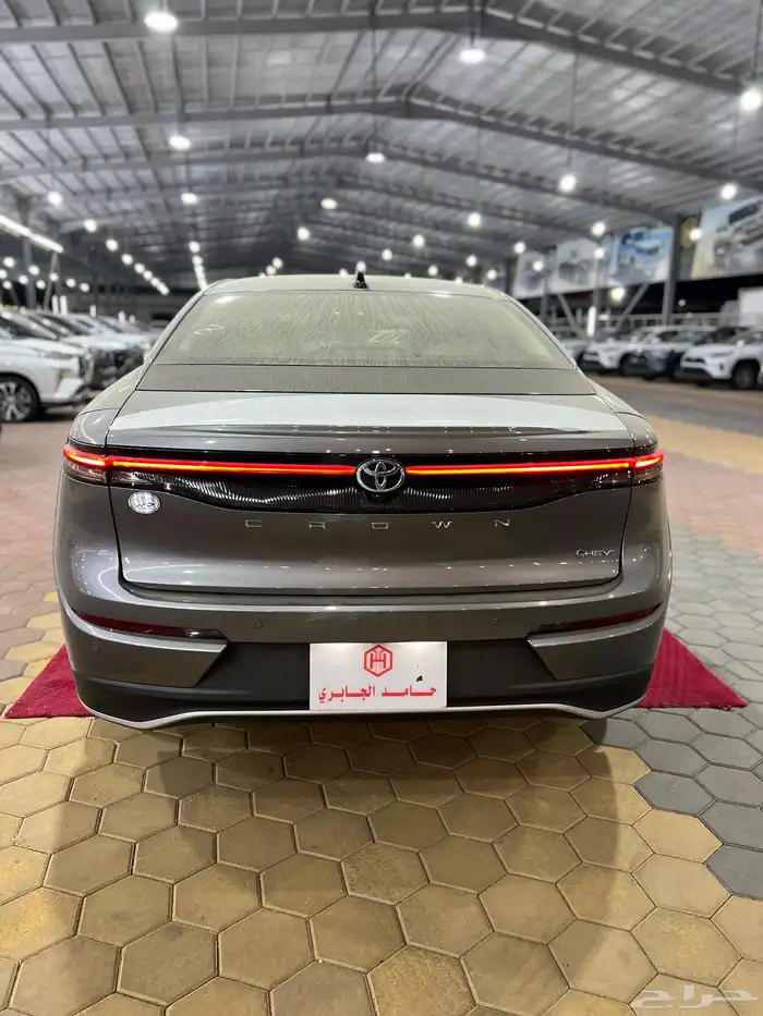 تويوتا   كروان برستيج هايبرد 2026 جديد سعودي 146.600شامل 3