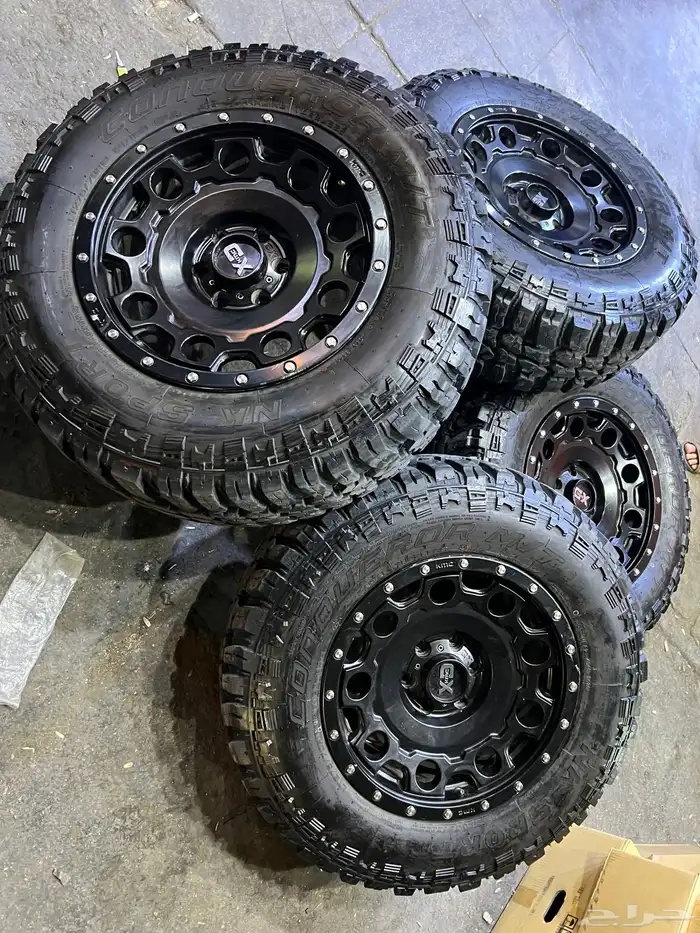 جنوط اكس دي 6 مسمار اصلي فرد f150 مع كفرات حجري مقاس 18 14