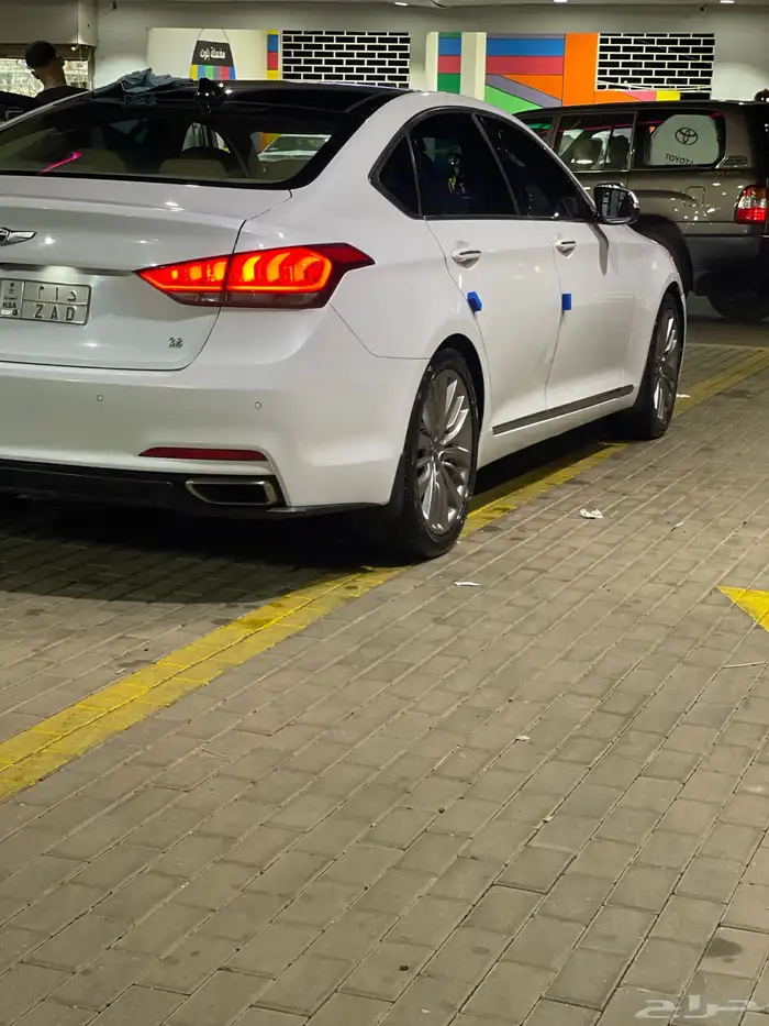 جنسس يرستيج 8