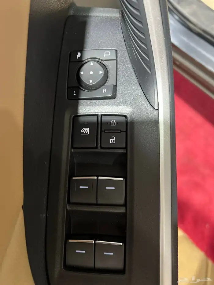 تويوتا   راف فور XLE بنزين فتحة 2024 جديد سعودي 112.000شامل 8