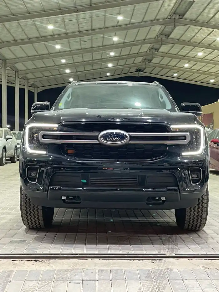 فورد ايفرست 2025 XLS ديزل دبل 7 مقاعد توكيلات الجزيره- 2.0D 2