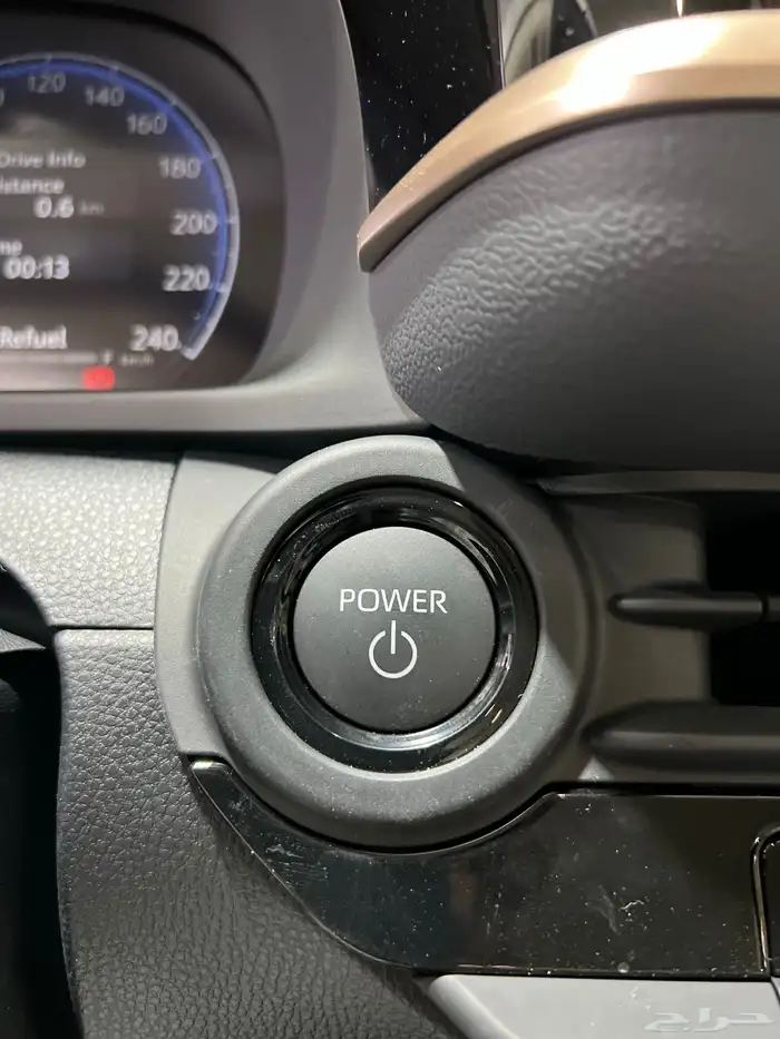 تويوتا   كروان برستيج هايبرد 2026 جديد سعودي 146.600شامل 16