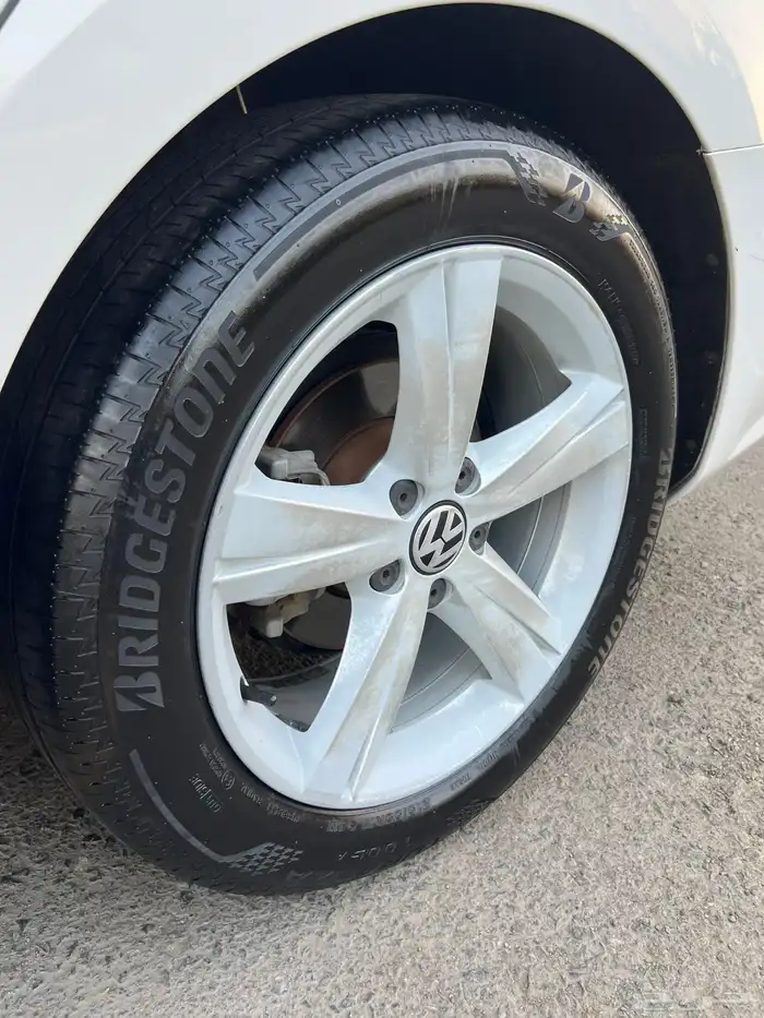 فولكس واجن 2012 فل كامل بدي وكاله مخزن 68