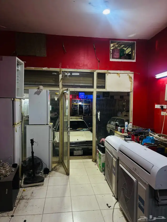 للبيع محل تبريد مع سيارة كرسيدا Ac shop forsale 5