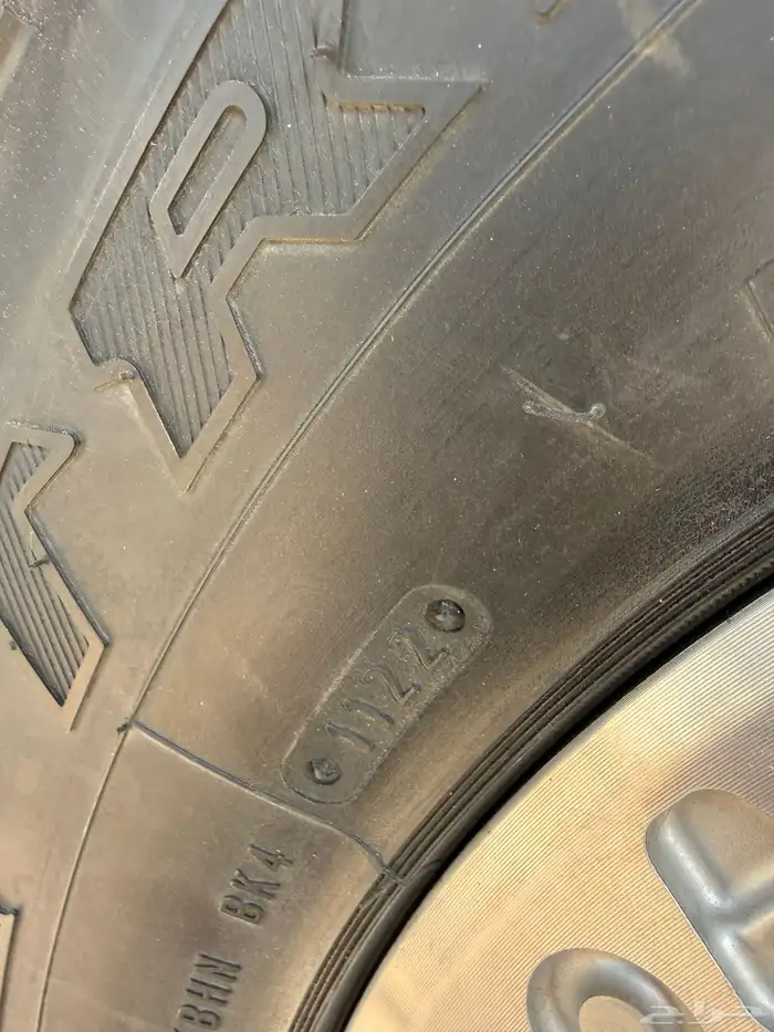 جنوط 17 تركب علئ الفورد F150 تجي 6 مسمار 1