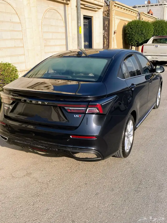 شيري اريزو 2024 15