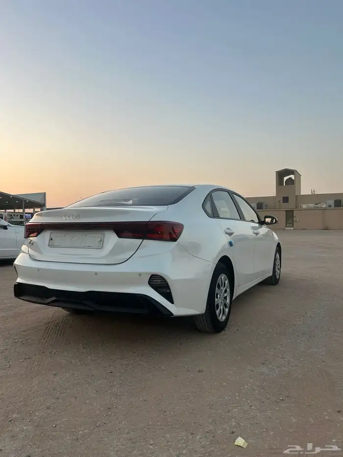 كيا k3 سيراتو 2022 نظيفة 4