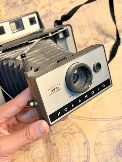 كاميرا تراثية بلورايد 320 مطويةعمرها أكثر من خمس وخمسين س index