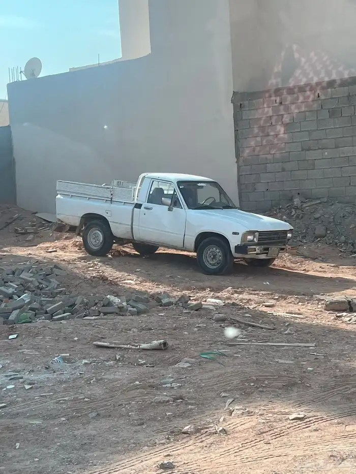 هايلكس غماره مسقط م 1980 3