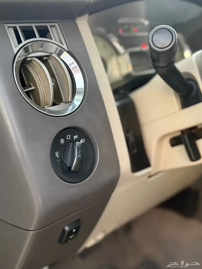 فورد اكسبديشن 2014 نظيف 20