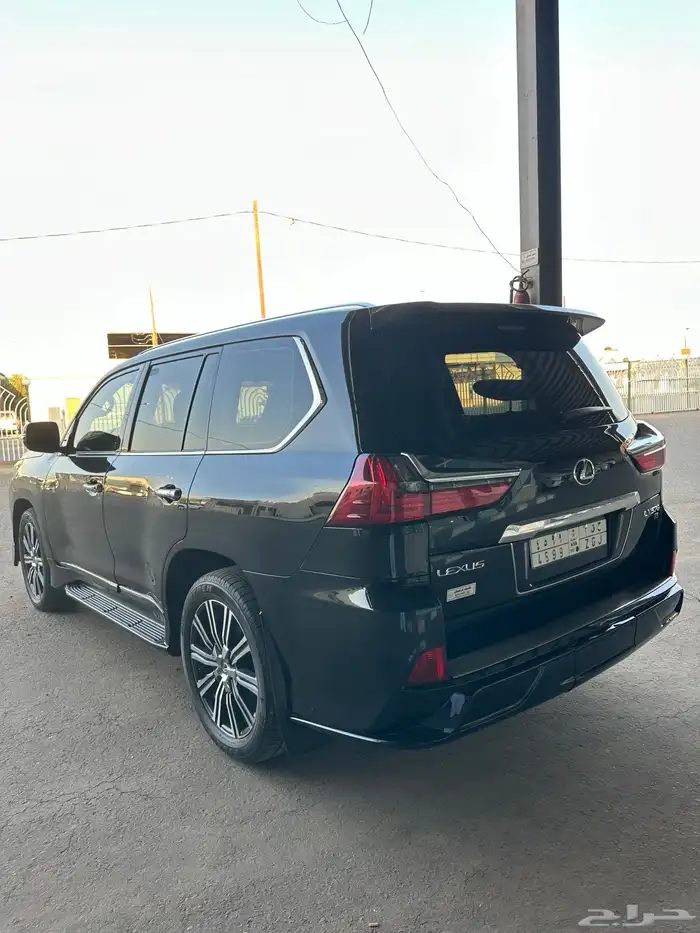 جيب لكزس موديل 2018 7