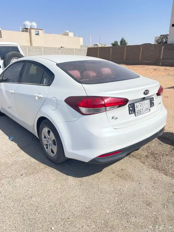 كيا سيراتو 2018 ديزل ماشية 260 نظيفة شرط االموتر وكاله 3
