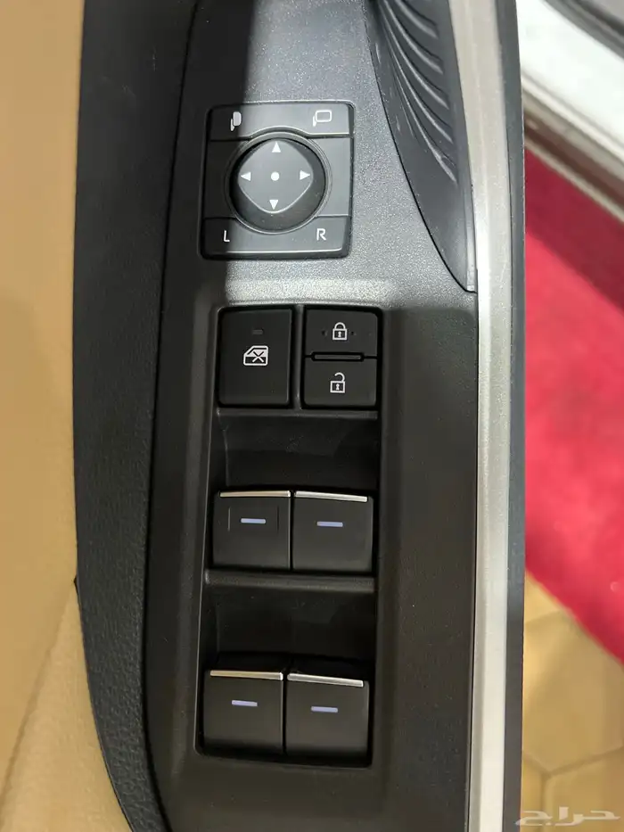 تويوتا   راف فور XLE بنزين فتحة 2023 جديد سعودي 108.100شامل 6