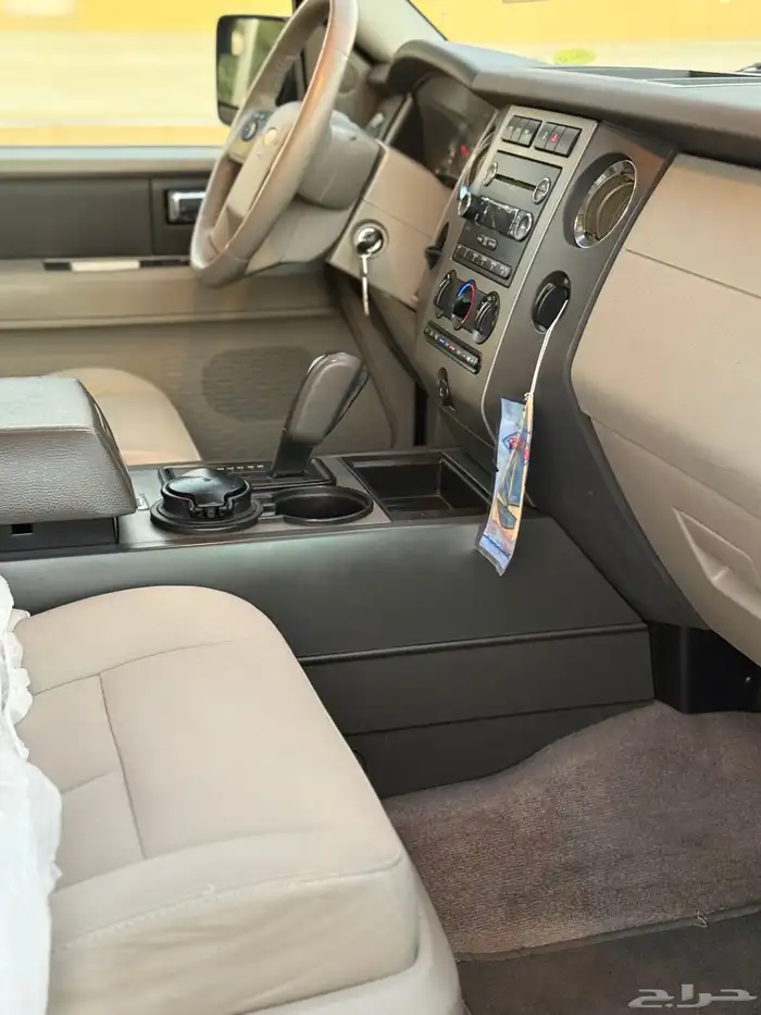 فورد اكسبديشن 2014 نظيف 38