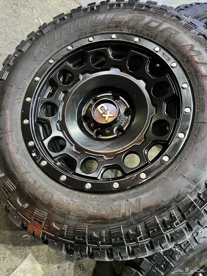 جنوط اكس دي 6 مسمار اصلي فرد f150 مع كفرات حجري مقاس 18 17