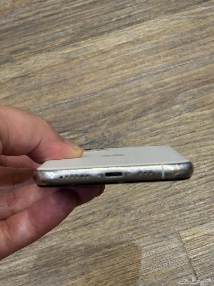 ايفون 11 برو 4