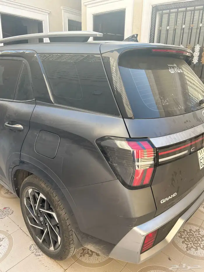 سيارة كريتا جراند 7 مقاعد 1