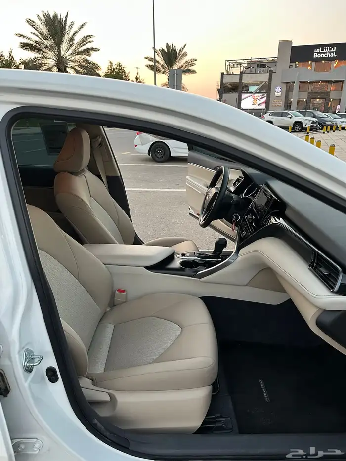كامري 2022 ممشى 6500 فقط 14