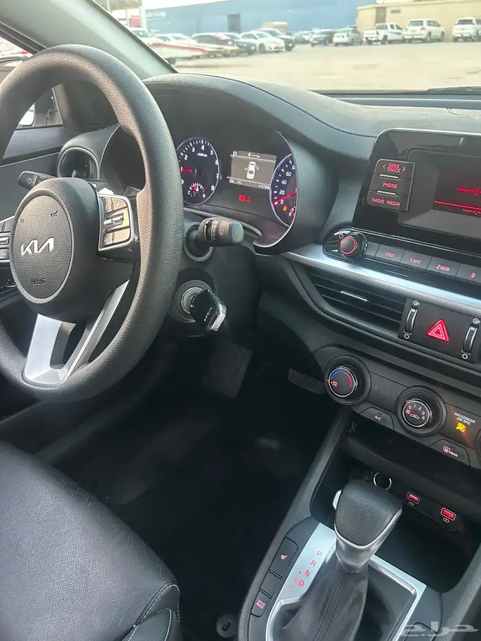 كيا k3 سيراتو 2022 نظيفة 12