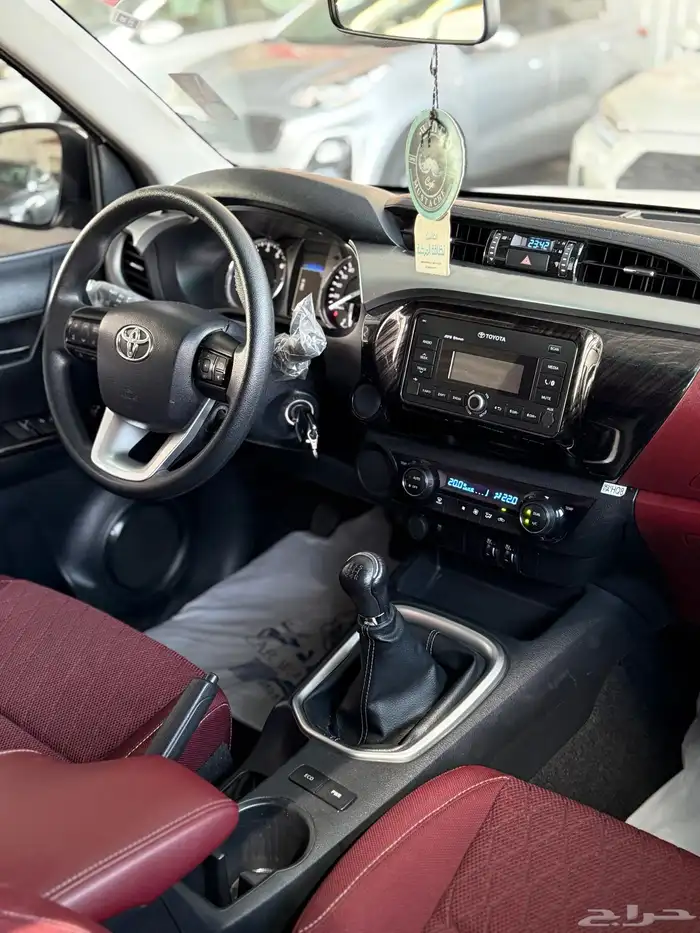 تويوتا هايلوكس 2022. ( تم البيع ) 9