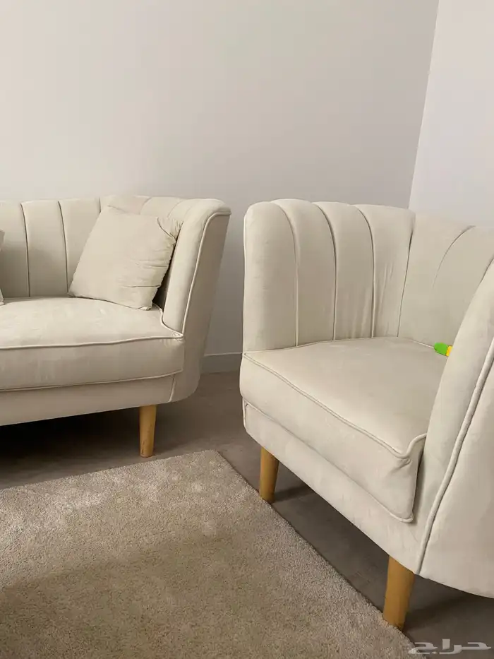 كنب افوايت مع طاوله للبيع 1