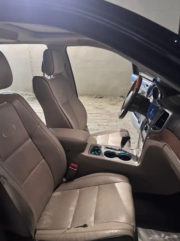 جيب جراند شيروكي 6