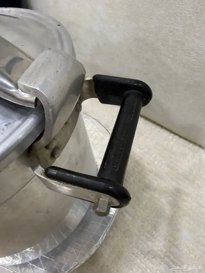 كاتم سب فرنسي حجم 15 لتر 4