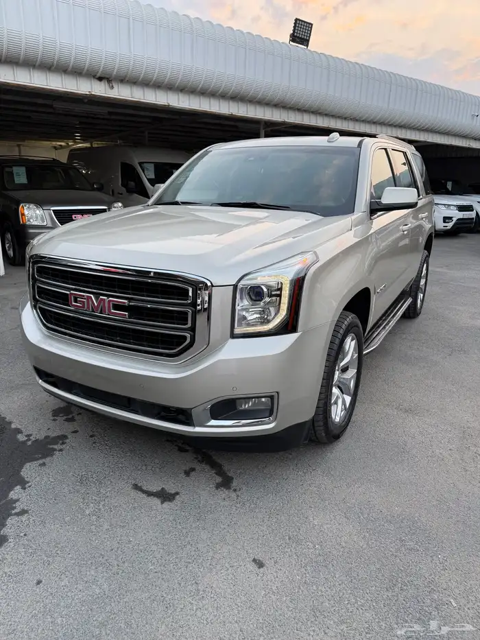 يوكن 2017 SLT دبل فل كامل سعودي 7