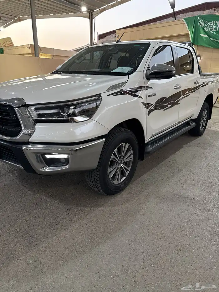 تويوتا هايلوكس غمارتين دبل اتوماتيك موديل 2022 3