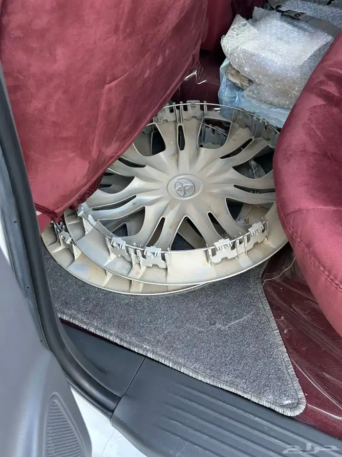 هايلوكس غمارتين بنزين مديل 2015 GLX مخزن 12