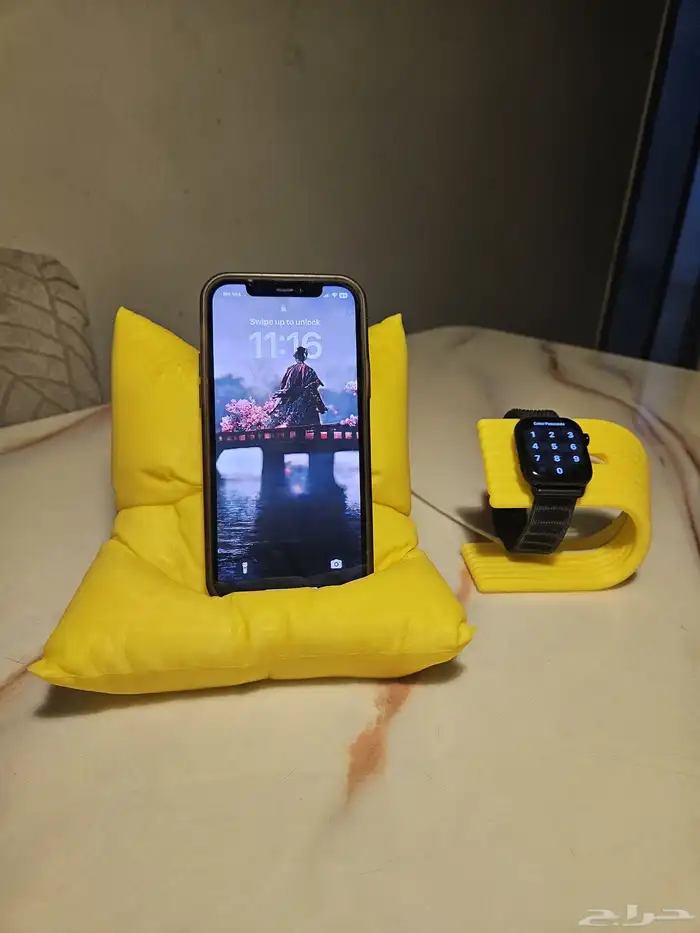 ستاند جوال مع حامل الساعة 1