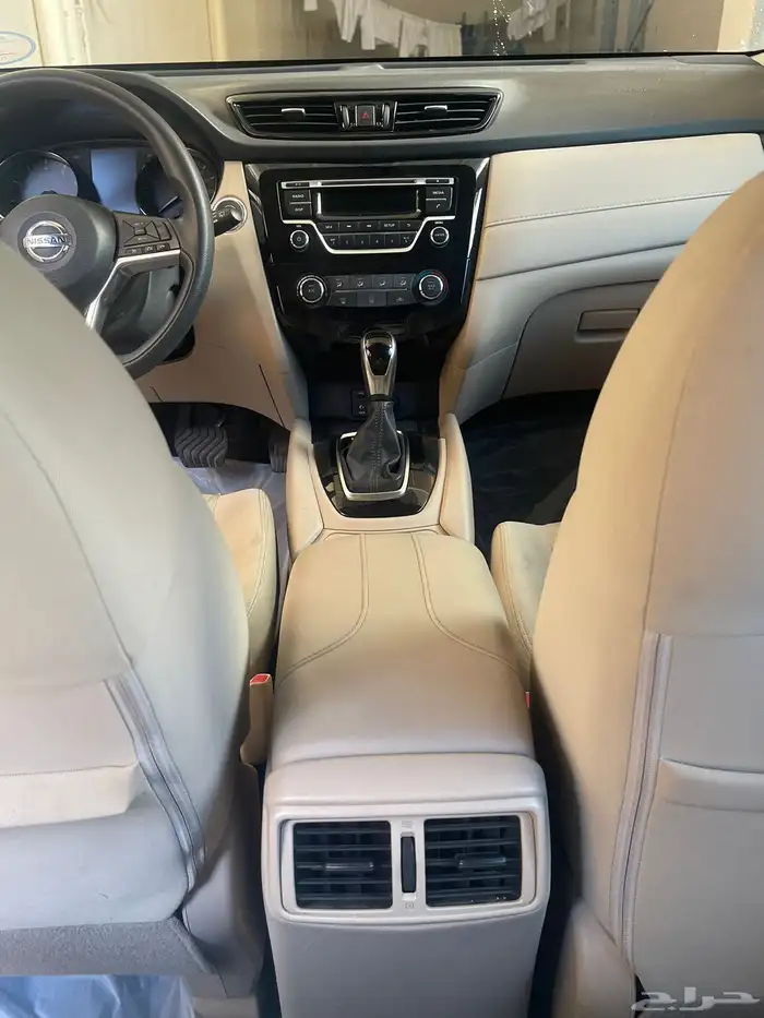 اكس تريل موديل 2022 9