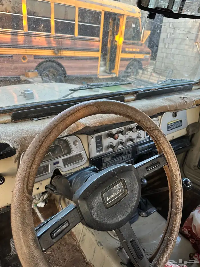 جيب ربع مصندق FJ40 موديل 1983 8
