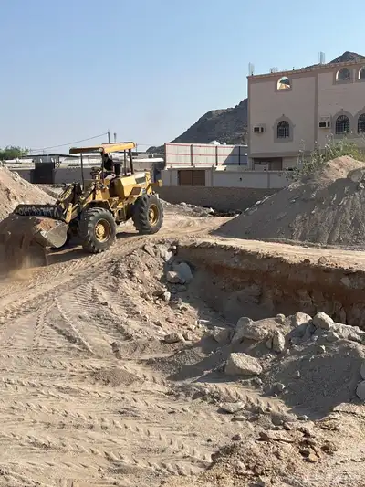 شيول صغير 10 وكبير 66 ايجار بمكه للحفر والترحيل والردم index