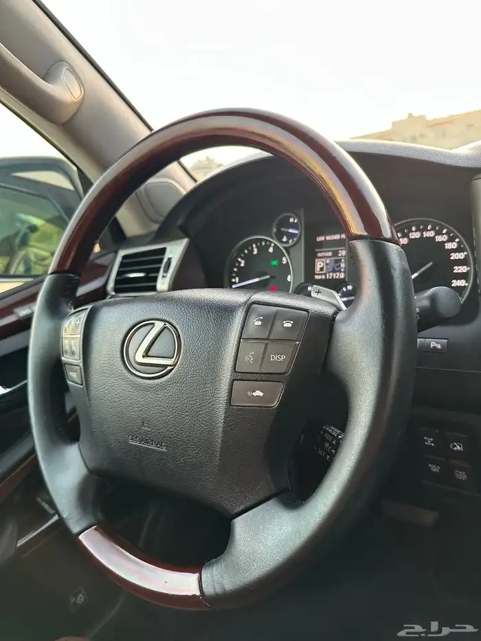 لكزس 2013 سعودي فل كامل DD بدي ومحركات شرط وكاله نظيف جدا 15