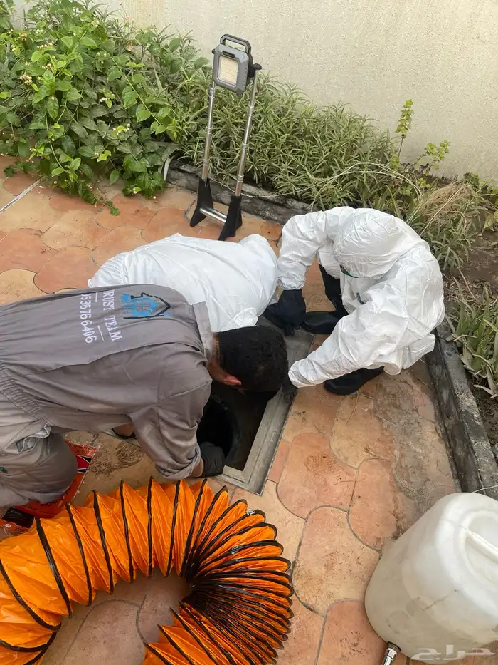 تنظيف خزانات ماء 1