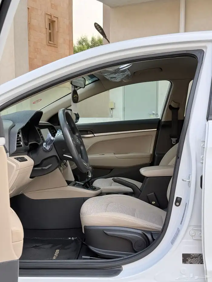 للبيع هيونداي النترا 2019 سمارت بلد وارد الوعلان 11