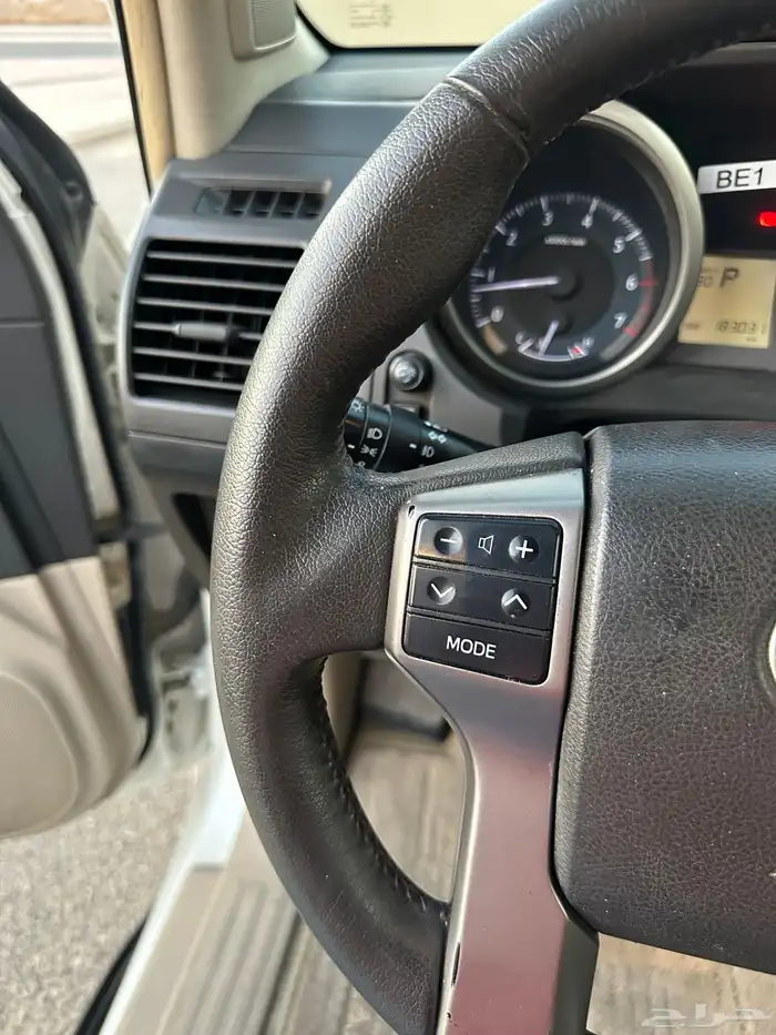 جيب برادو تويوتا 2011 TXL مخزن بدي ومحركات وكالة 60