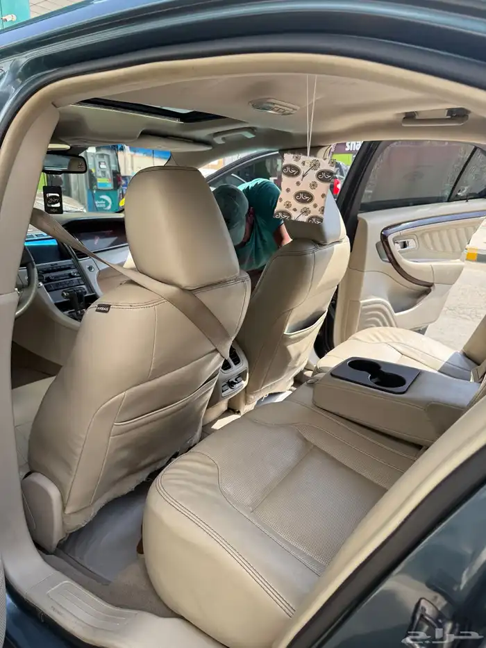 فورد تورس 2010 فل كامل لميتد 14