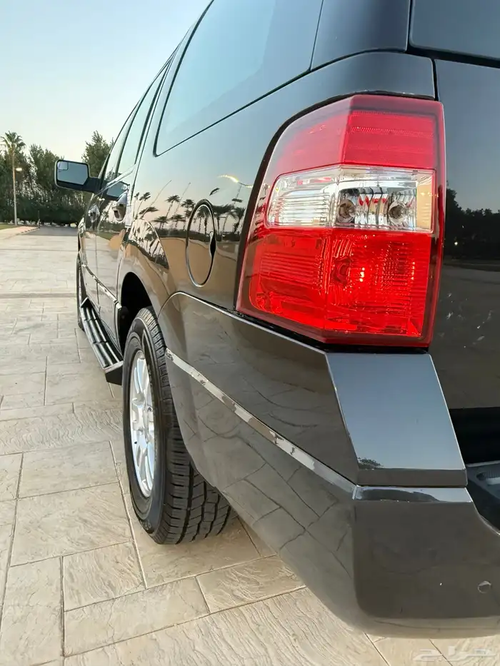 فورد اكسبديشن 2014 نظيف 4