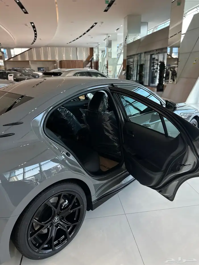 لكزس IS F بلاك ادشن 2025 34