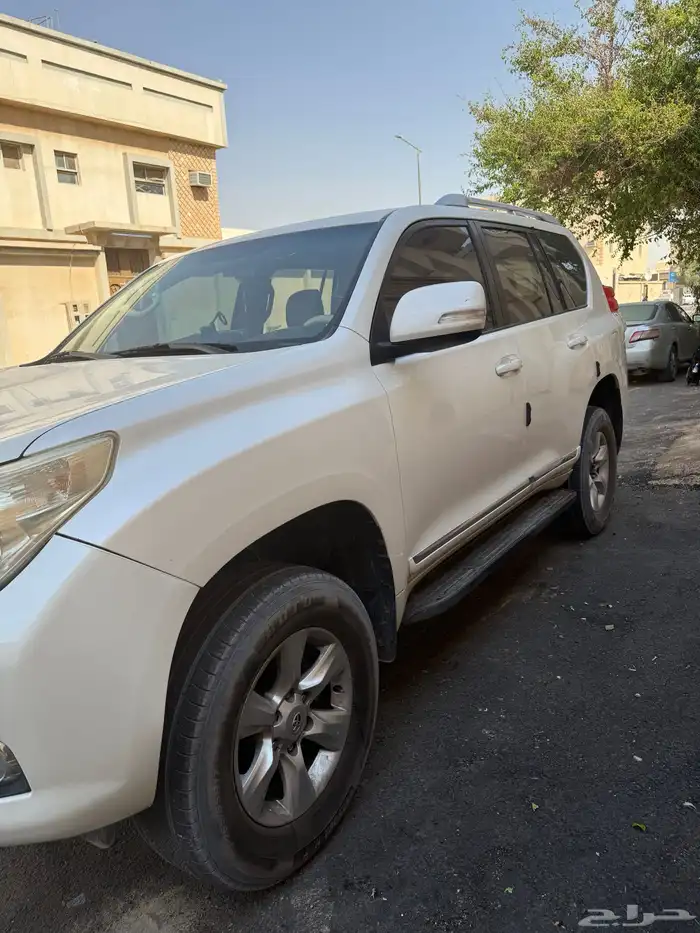 للبيع برادو 4 سلندر 8