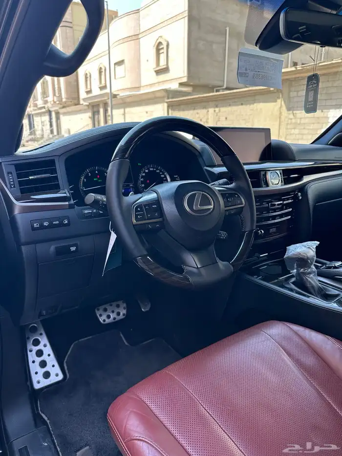 لكزس LX570 سعودي 2021 14