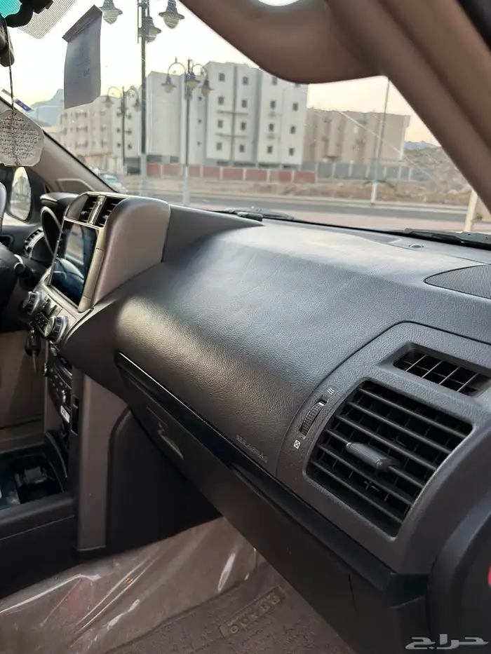 جيب برادو تويوتا 2011 TXL مخزن بدي ومحركات وكالة 50